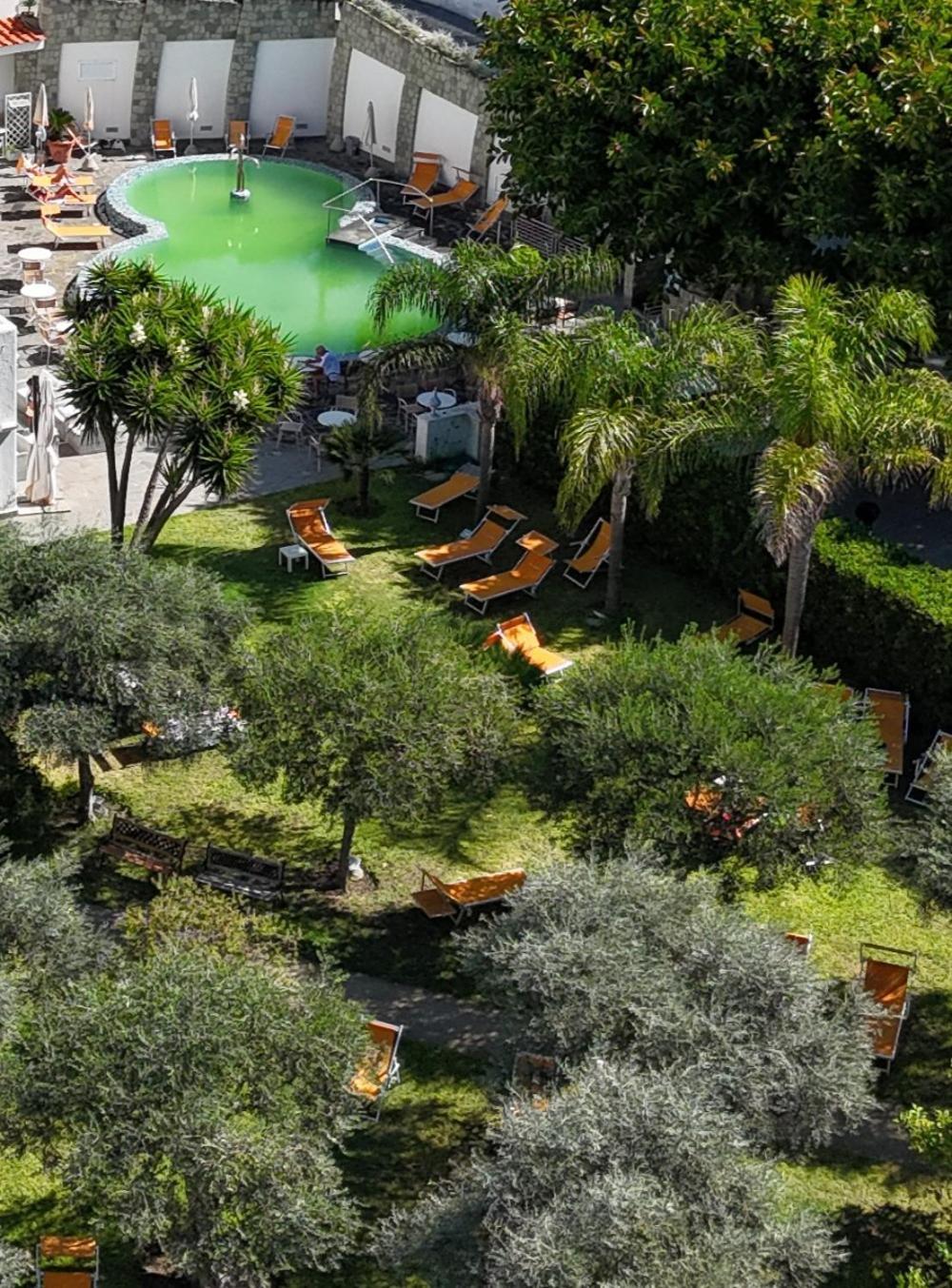 Victoria Park Resort Ísquia Exterior foto