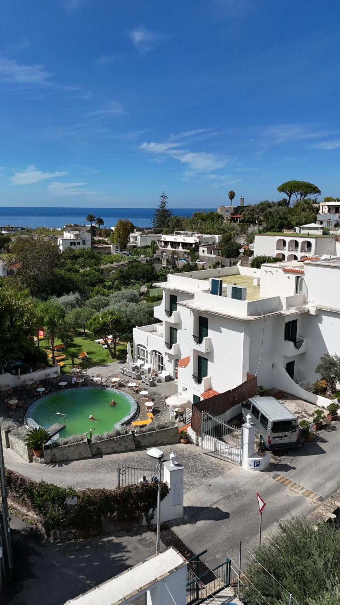 Victoria Park Resort Ísquia Exterior foto