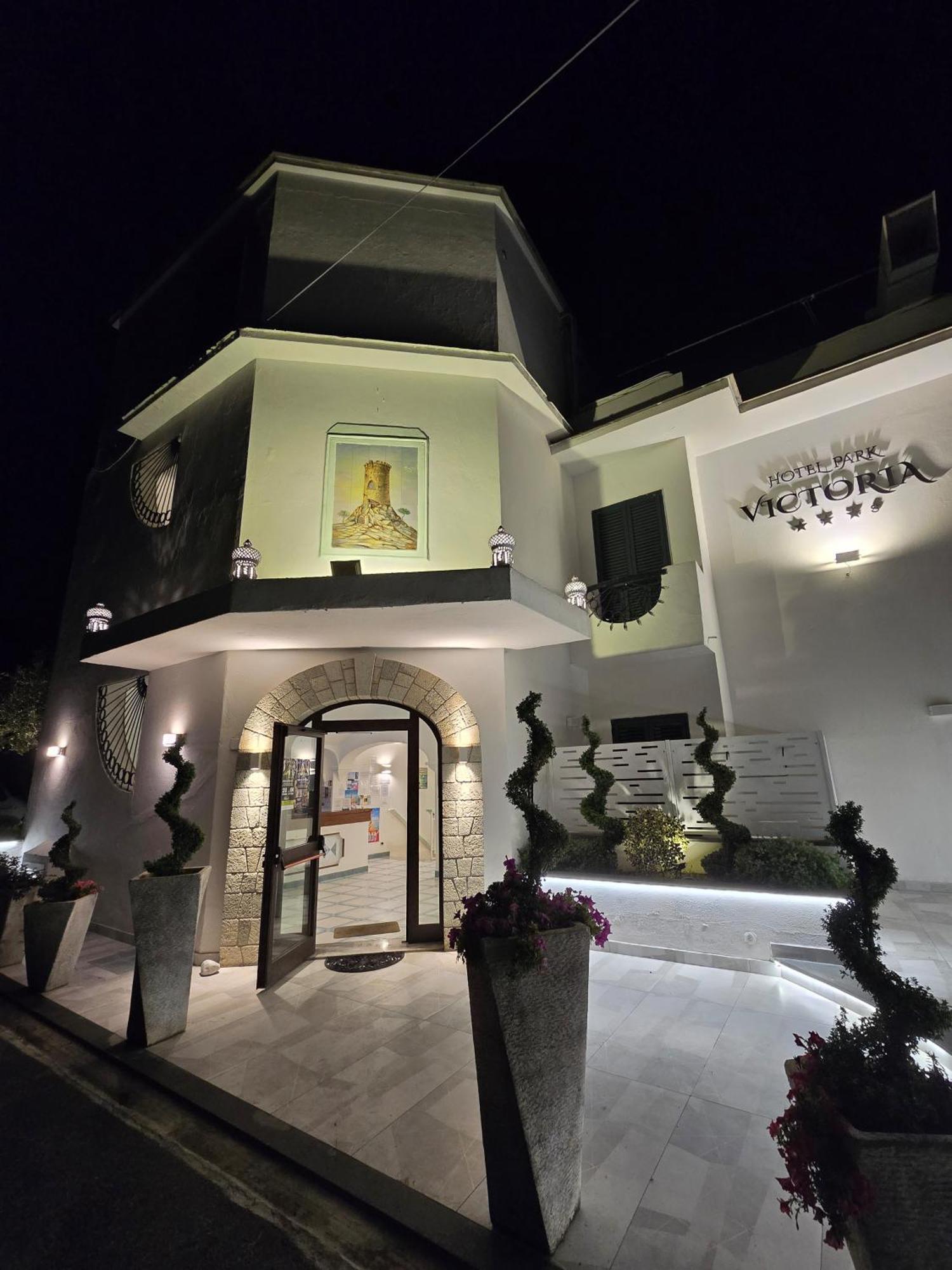 Victoria Park Resort Ísquia Exterior foto